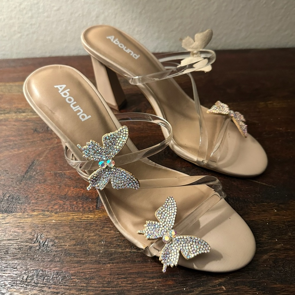 Abound clear strap heel sandal with butterflies size 8‎